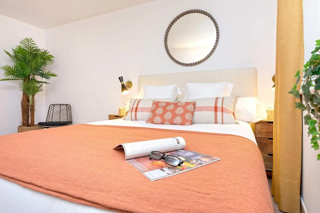 Genteel Home Pajaritos 17 Seville Apartment