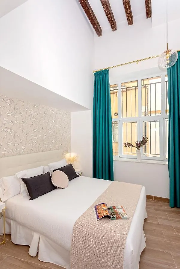 Genteel Home Pajaritos 17 Seville