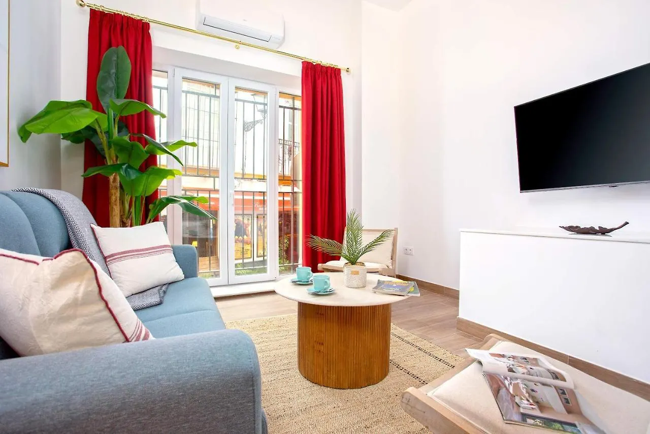 Genteel Home Pajaritos 17 Seville 0*,  Spain