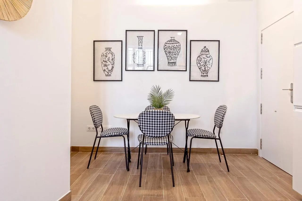Apartment Genteel Home Pajaritos 17 Seville